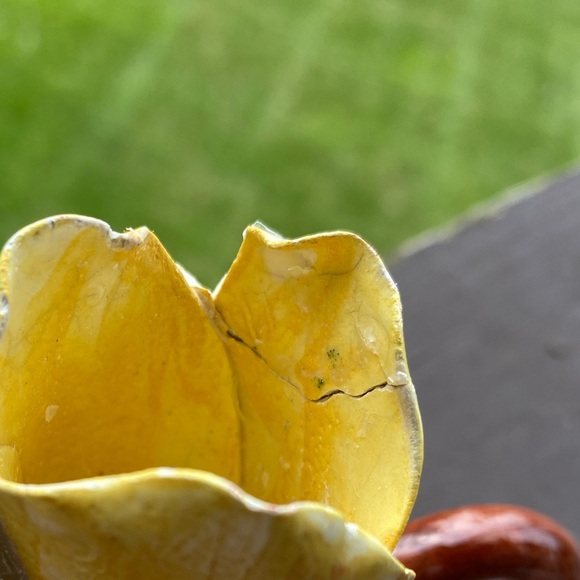 Pair of Vintage Ceramic Flower Candle Holders - Yellow and Pink - Picture 4 of 5